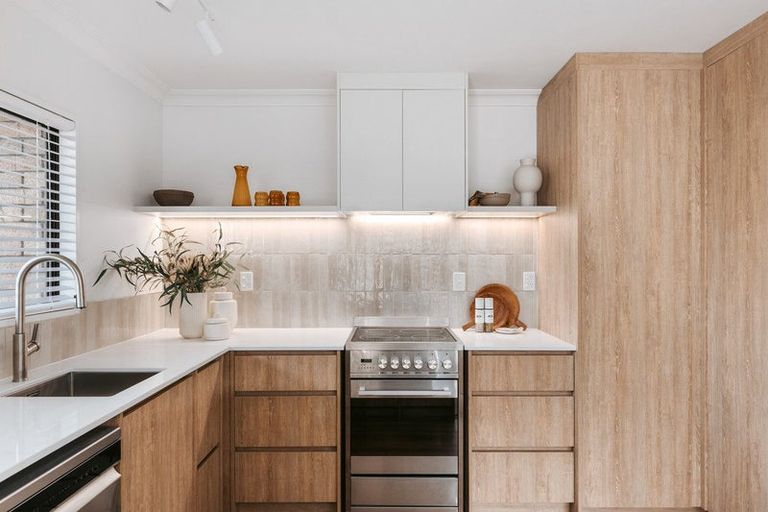 Photo of property in 2/2 Heron Avenue, Matua, Tauranga, 3110