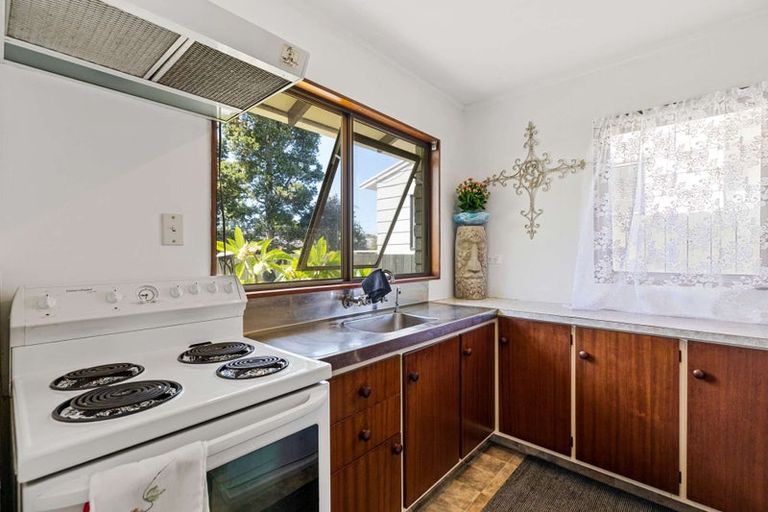 Photo of property in 146a Parkhurst Road, Parakai, 0830