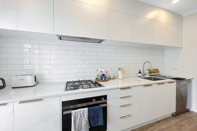 Photo of property in 10b Mawai Hakona Drive, Wallaceville, Upper Hutt, 5018