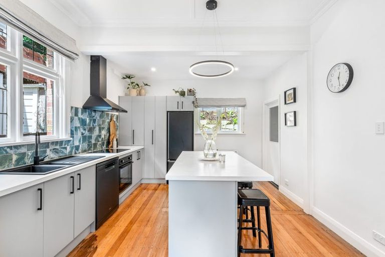 Photo of property in 25 Lonsdale Street, Belleknowes, Dunedin, 9011