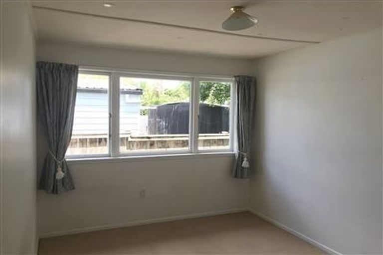 Photo of property in 36 Alice Street, Riverhead, 0820