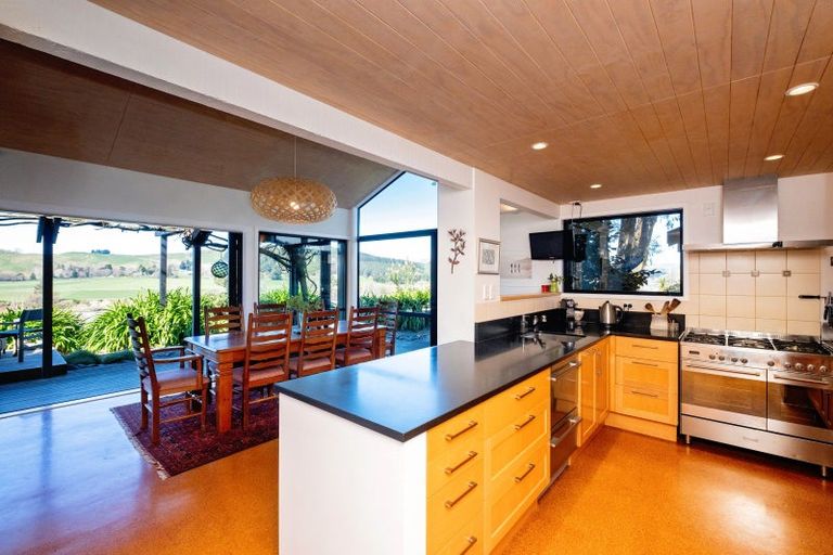 Photo of property in 35 Waimarama Road, Havelock North, 4294