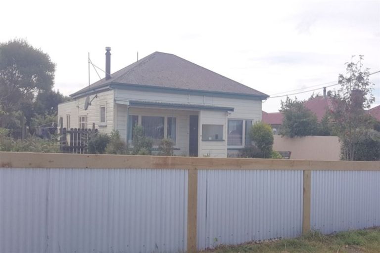 Photo of property in 10 Coronation Street, Waimate, 7924
