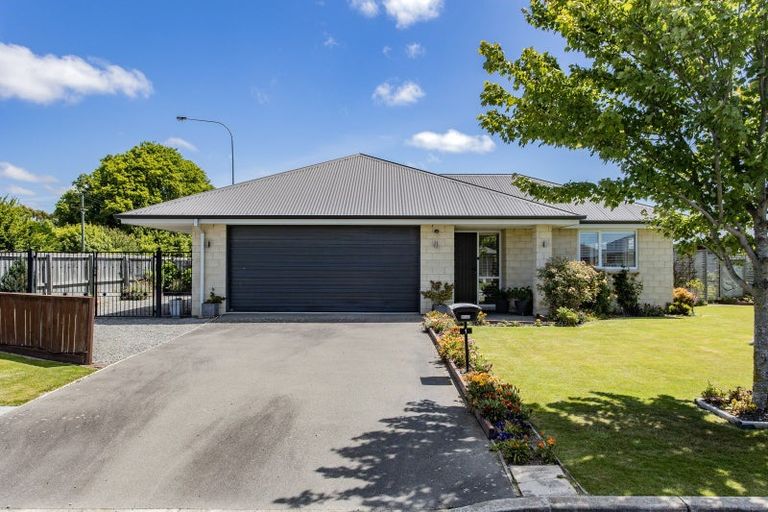 Photo of property in 1 Sequoia Way, Rangiora, 7400