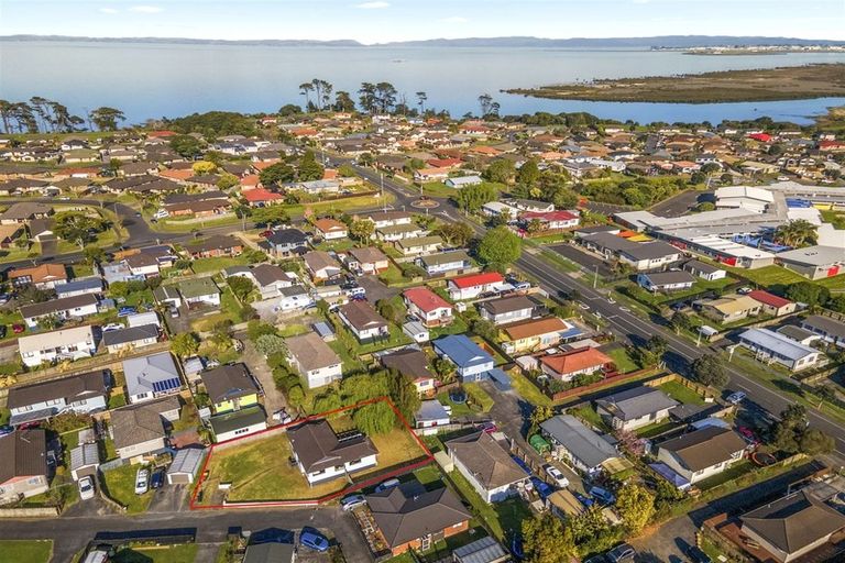 Photo of property in 22 Janese Place, Weymouth, Auckland, 2103