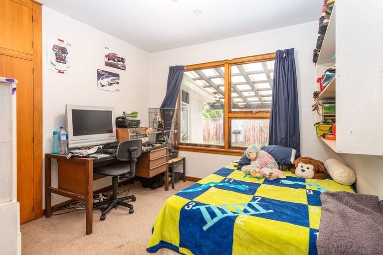 Photo of property in 35 Glenrowan Avenue, Avondale, Christchurch, 8061