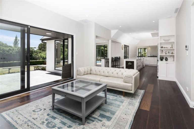 Photo of property in 360 Johns Road, Northwood, Christchurch, 8051