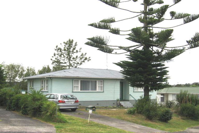Photo of property in 12 Utting Street, Birkdale, Auckland, 0626