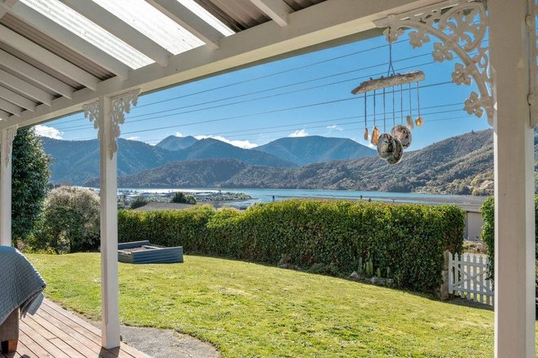 Photo of property in 13e Main Rd Havelock, Havelock, 7100