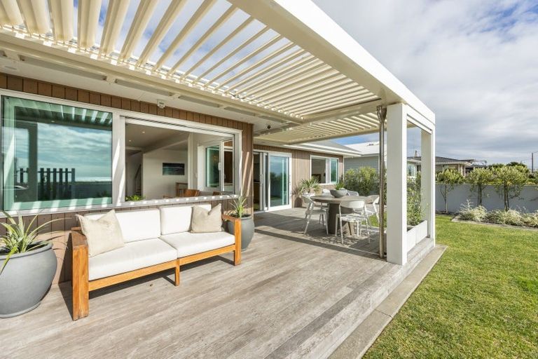 Photo of property in 3 The Esplanade, Westshore, Napier, 4110
