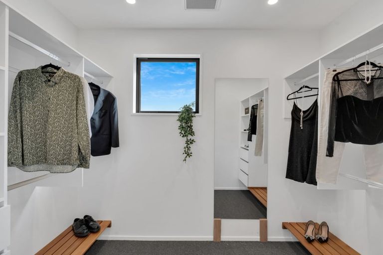 Photo of property in 13 Round Hill Rise, Cracroft, Christchurch, 8022