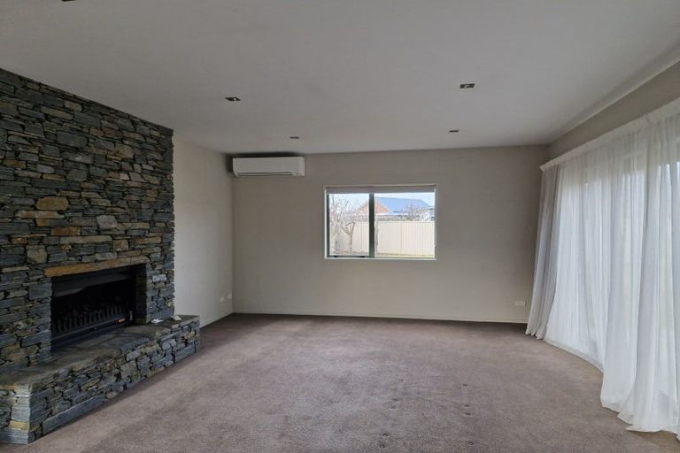 Photo of property in 24 Albert Drive, Clyde, 9330