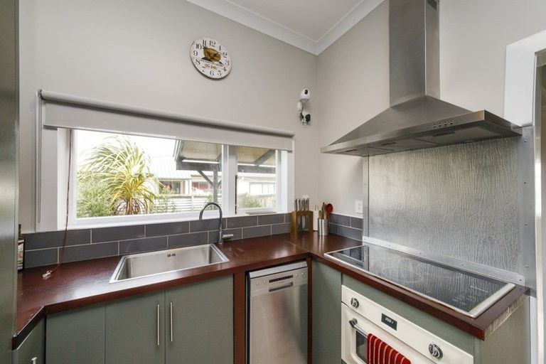 Photo of property in 16 Aorangi Street, Feilding, 4702