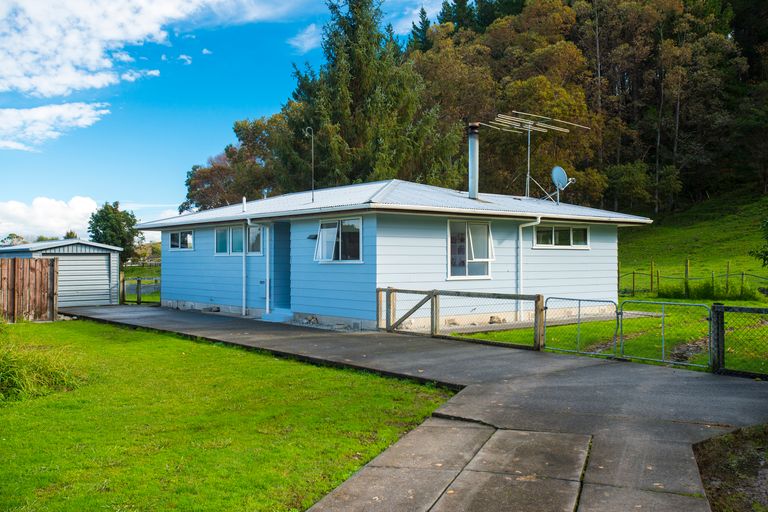 Photo of property in 10 Campbell Street, Mangapapa, Gisborne, 4010