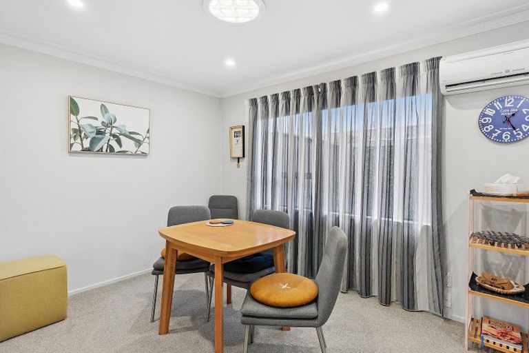 Photo of property in 111b Argyle Street, Mosgiel, 9024