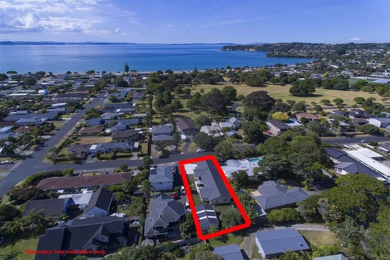 Photo of property in 5 The Circle, Manly, Whangaparaoa, 0930