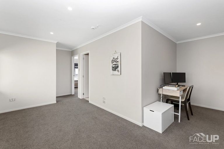 Photo of property in 6 Tuatua Road, Hobsonville, Auckland, 0616