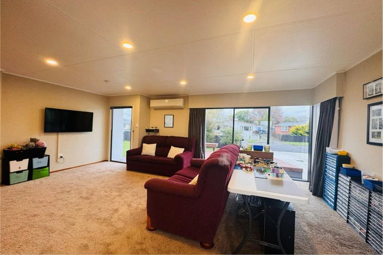Photo of property in 17 Cobham Way, Feilding, 4702