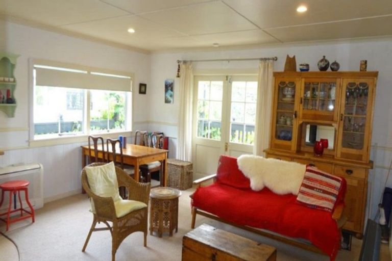 Photo of property in 27b Milton Terrace, Picton, 7220