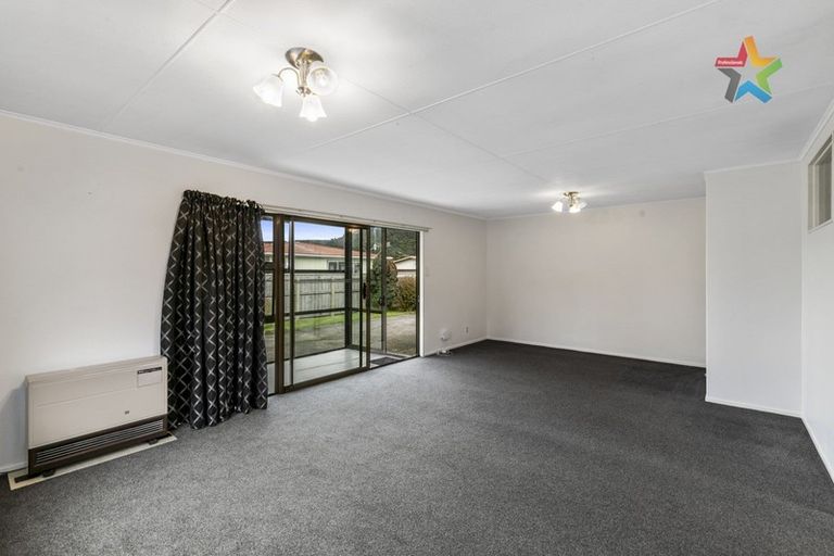 Photo of property in 18a Wimbledon Grove, Wainuiomata, Lower Hutt, 5014