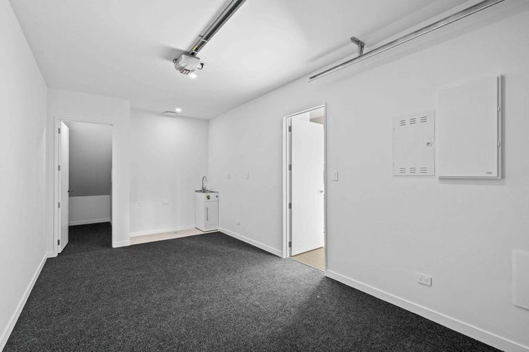 Photo of property in 6 Yellow Pear Lane, Karaka, Papakura, 2113