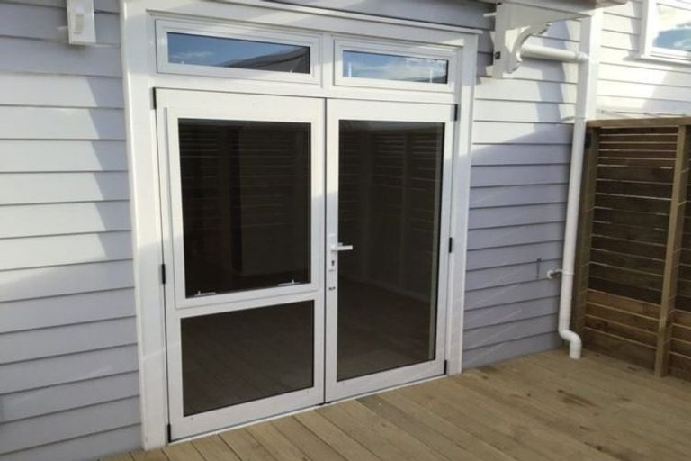 Photo of property in Pirie Street Townhouses, 15/35 Pirie Street, Mount Victoria, Wellington, 6011