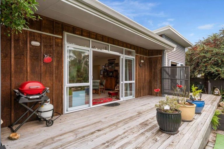 Photo of property in 2 Strathaven Way, Te Puke, 3119