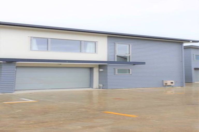 Photo of property in 2/11 Crosher Place, Silverdale, Hamilton, 3216