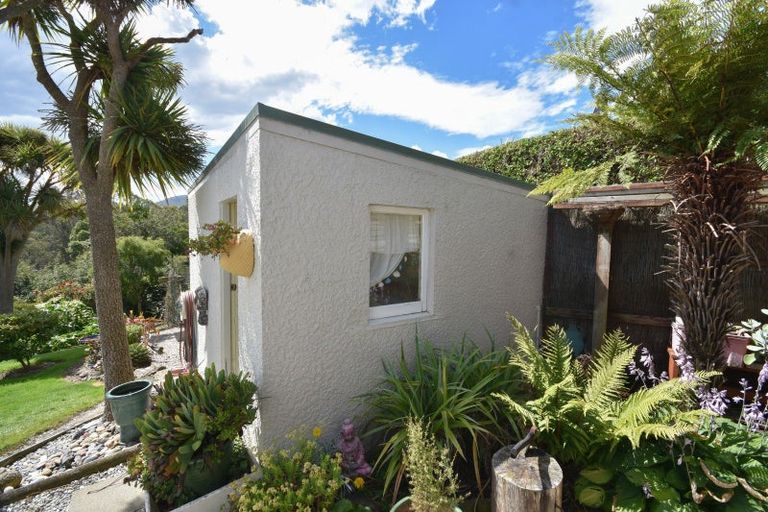Photo of property in 29 Bedford Parade, Brighton, Dunedin, 9035