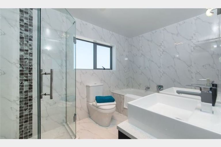 Photo of property in 218 Metcalfe Road, Ranui, Auckland, 0612