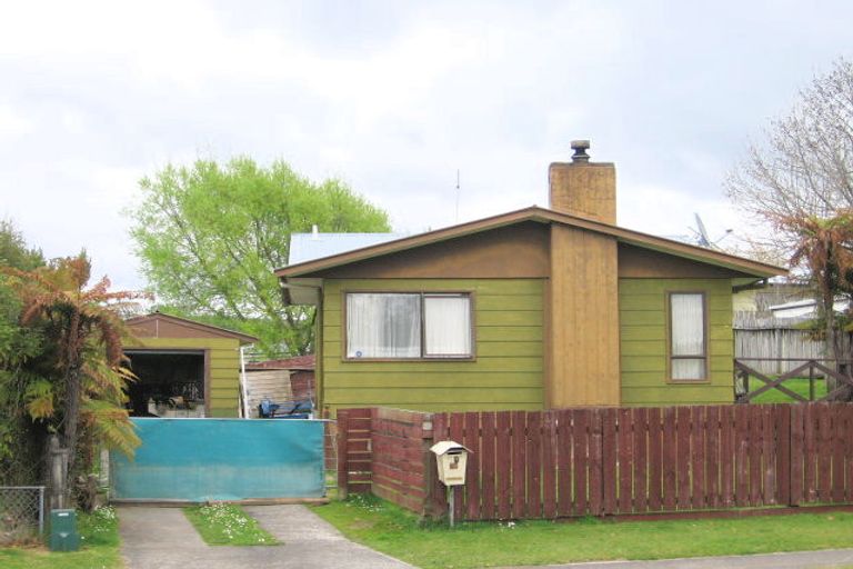 Photo of property in 57 Susan Street, Pukehangi, Rotorua, 3015