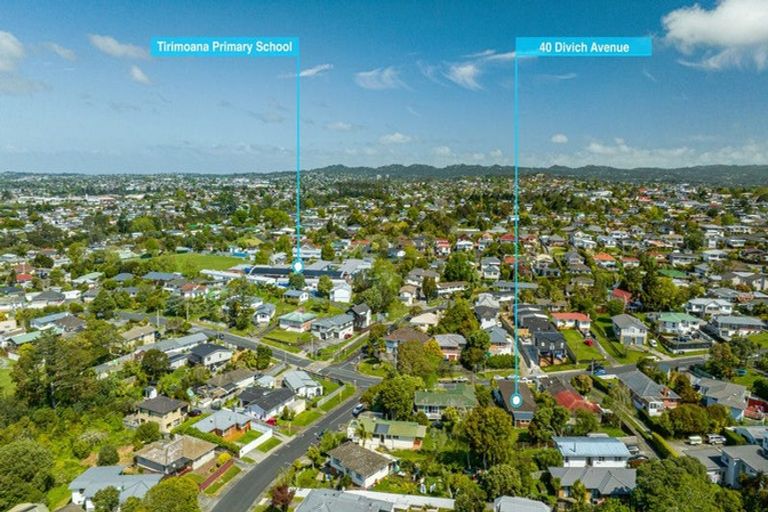 Photo of property in 40 Divich Avenue, Te Atatu South, Auckland, 0610