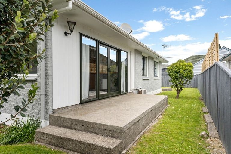 Photo of property in 59 Chapman Crescent, Naenae, Lower Hutt, 5011