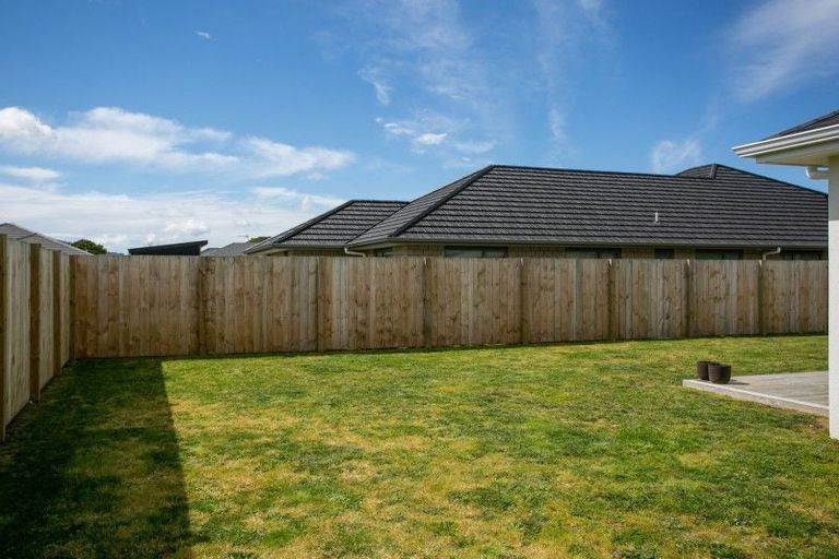 Photo of property in 33 Ruru Street, Cambridge, 3434