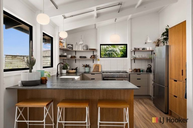 Photo of property in 22 Mayor View Terrace, Waihi Beach, 3611