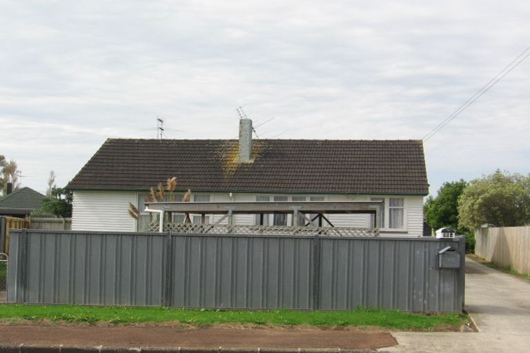 Photo of property in 35b Coral Crescent, Panmure, Auckland, 1072