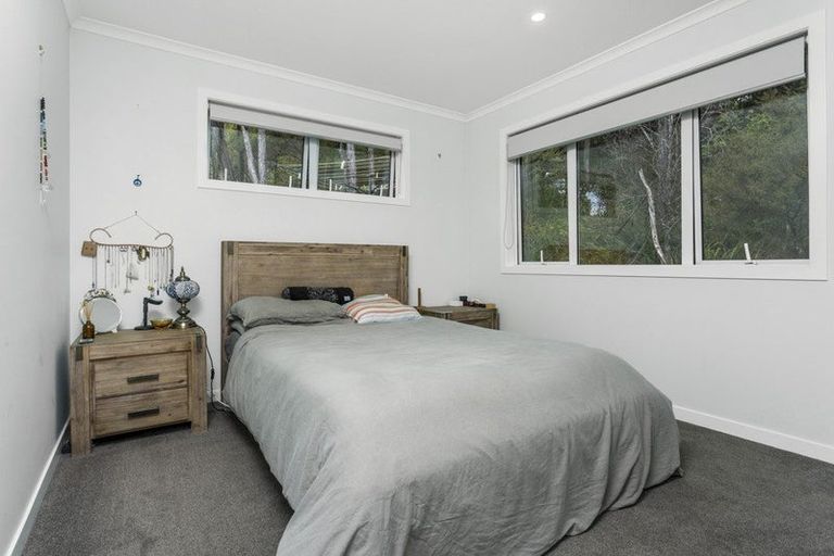 Photo of property in 339a Glenvar Road, Long Bay, Auckland, 0630