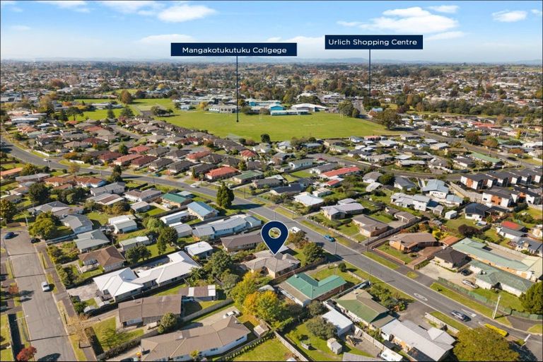 Photo of property in 102 Mount View Road, Melville, Hamilton, 3206