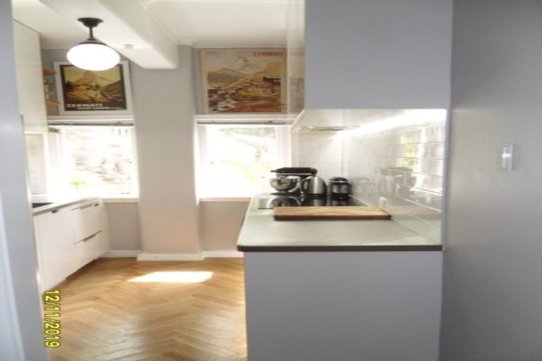 Photo of property in Ambassador Flats, 7 Maurice Terrace, Te Aro, Wellington, 6011
