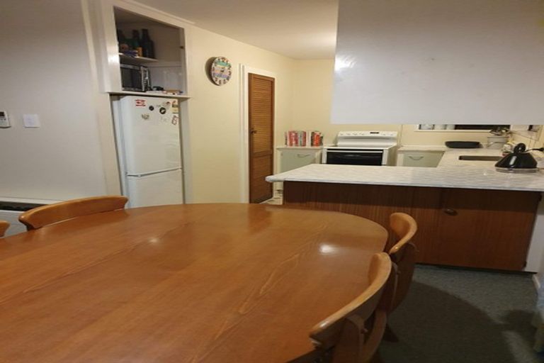 Photo of property in 2/12 Camrose Place, Ilam, Christchurch, 8041