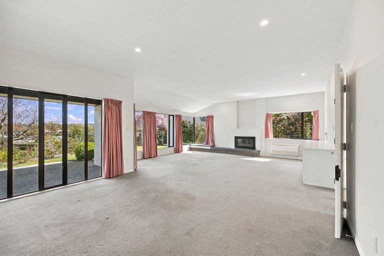 Photo of property in 11 Bankview Place, Amberley, 7410