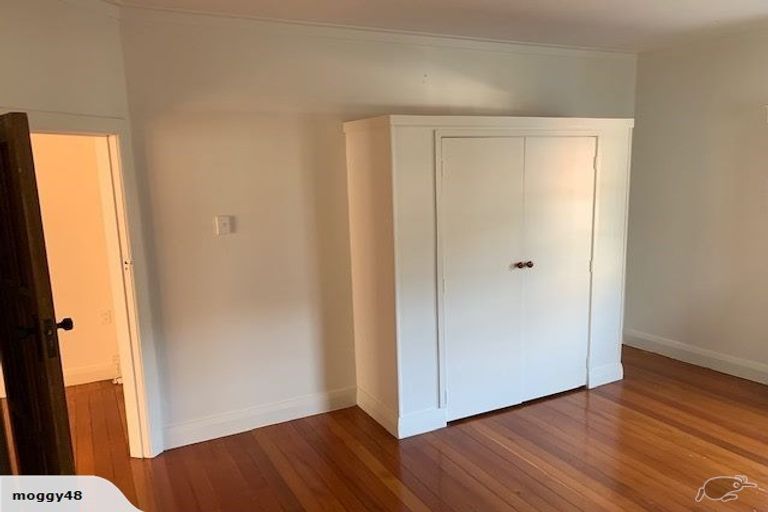 Photo of property in 2/2 View Road, Mount Eden, Auckland, 1024