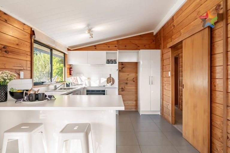 Photo of property in 213a Whites Line East, Waiwhetu, Lower Hutt, 5010