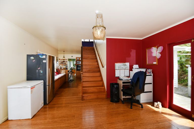 Photo of property in 20 Sea View Road, Leigh, Warkworth, 0985