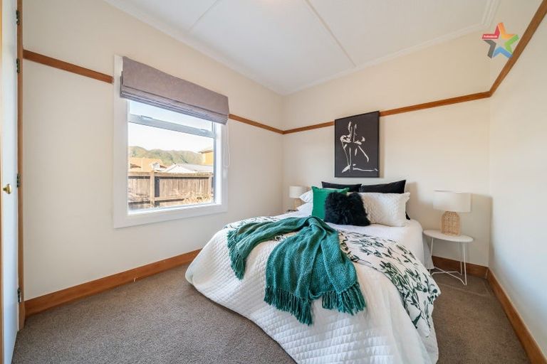 Photo of property in 11 Wai-iti Crescent, Woburn, Lower Hutt, 5010