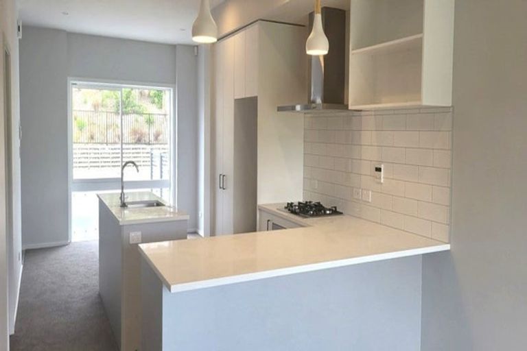 Photo of property in 38 Koreke Close, Kenepuru, Porirua, 5022