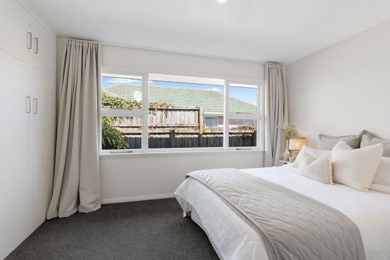 Photo of property in 19 Eglinton Street, Avondale, Christchurch, 8061