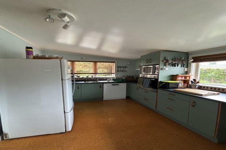 Photo of property in 151 Commercial Street, Takaka, 7110