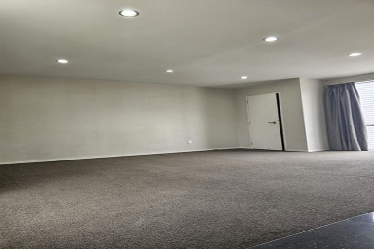 Photo of property in 24c Grande Vue Road, Papatoetoe, Auckland, 2025