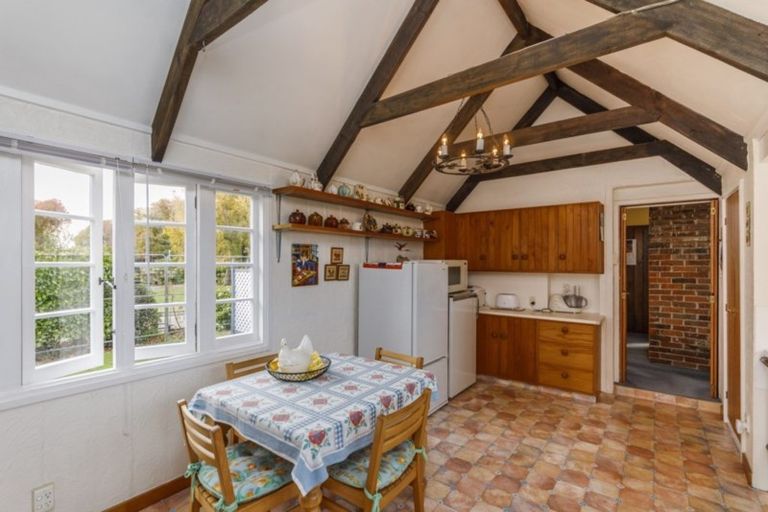 Photo of property in 15 Daniell Street, Bulls, 4818